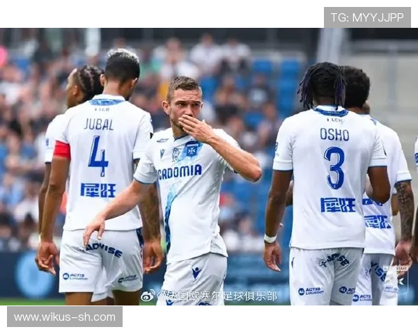 勒阿弗尔俱乐部全力备战新赛季展现年轻力量与团队凝聚力