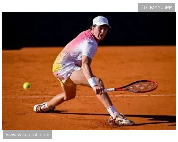 网球界震动！新星横空出世，打破历史纪录赢得首个大满贯冠军