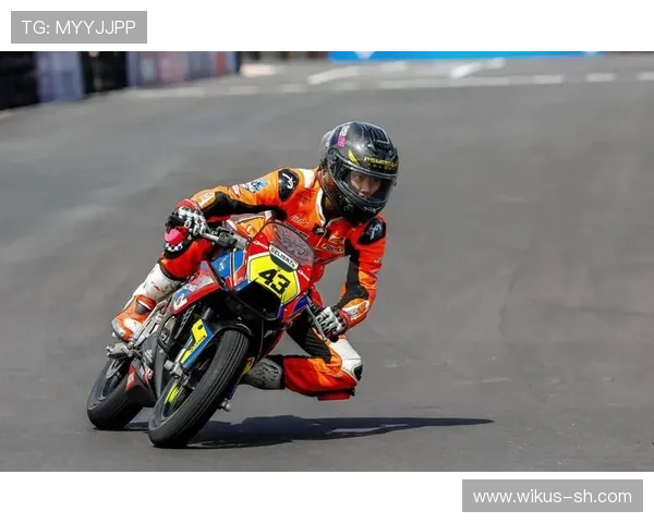 摩托GP赛季最新动态:明星车手表现亮眼 新赛道挑战即将开启 摩托GP赛季最新动态:明星车手表现亮眼 新赛道挑战即将开启