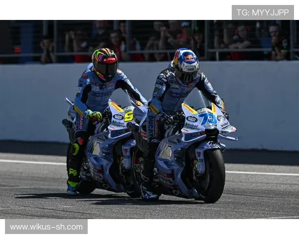 摩托车大奖赛最新动态：车手排名激烈变动与赛季前瞻分析