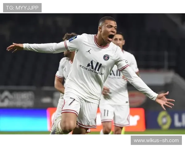 法甲联赛最新动态:巴黎圣日耳曼迎战里昂迎来关键战役 法甲联赛最新动态:巴黎圣日耳曼迎战里昂迎来关键战役