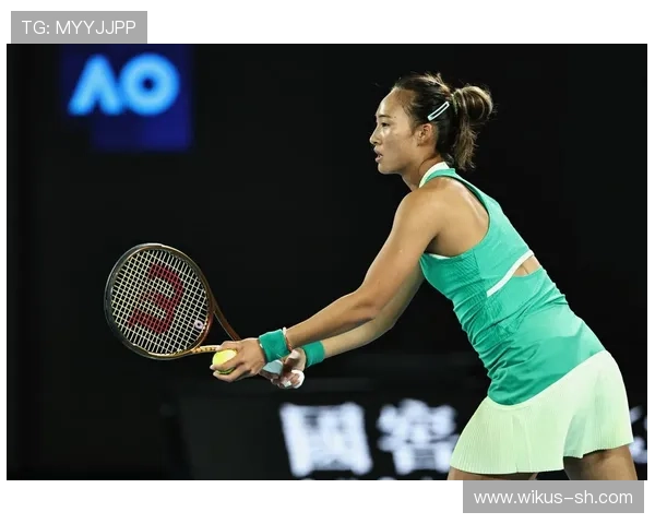 郑钦文逆转夺冠展现中国网球新力量引领女子赛场风潮